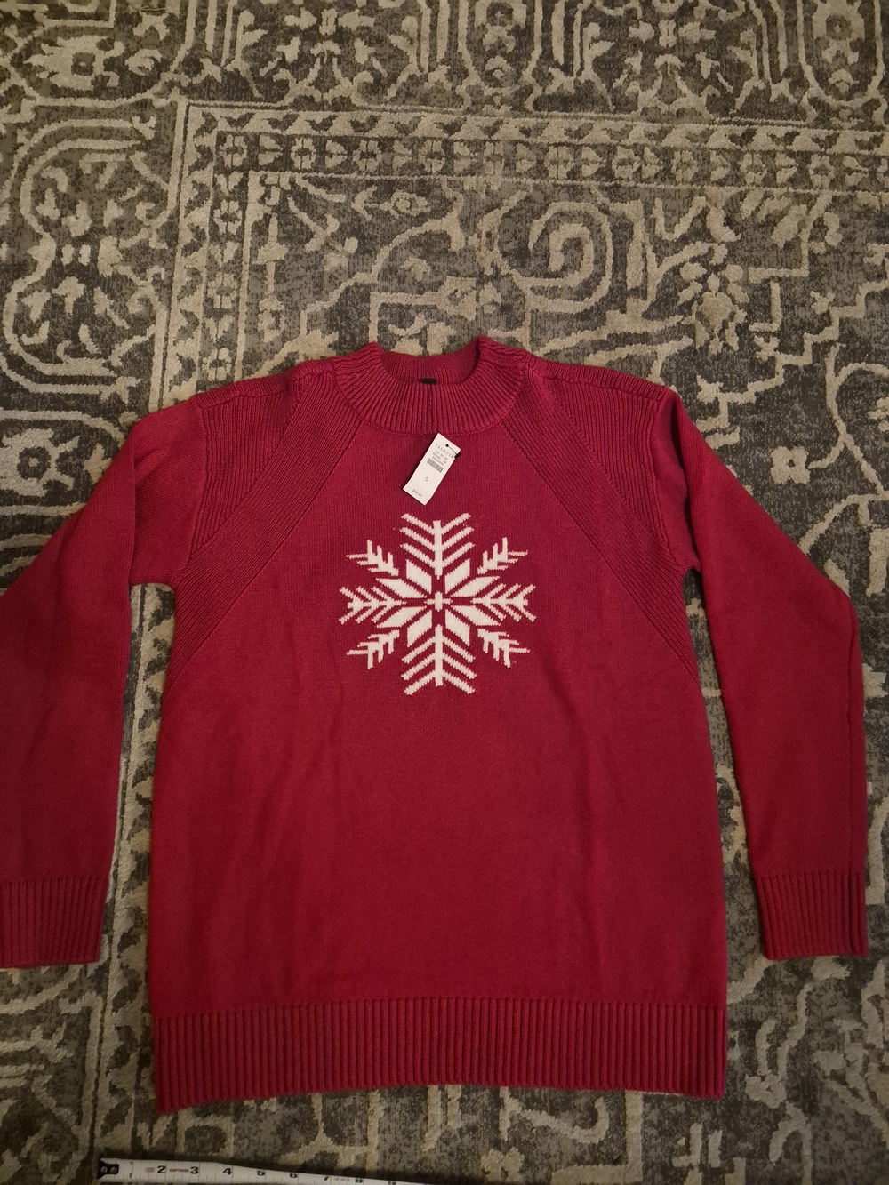 Talbots Men's Red‎ Crewneck Sweater with White Snowflake Size Small